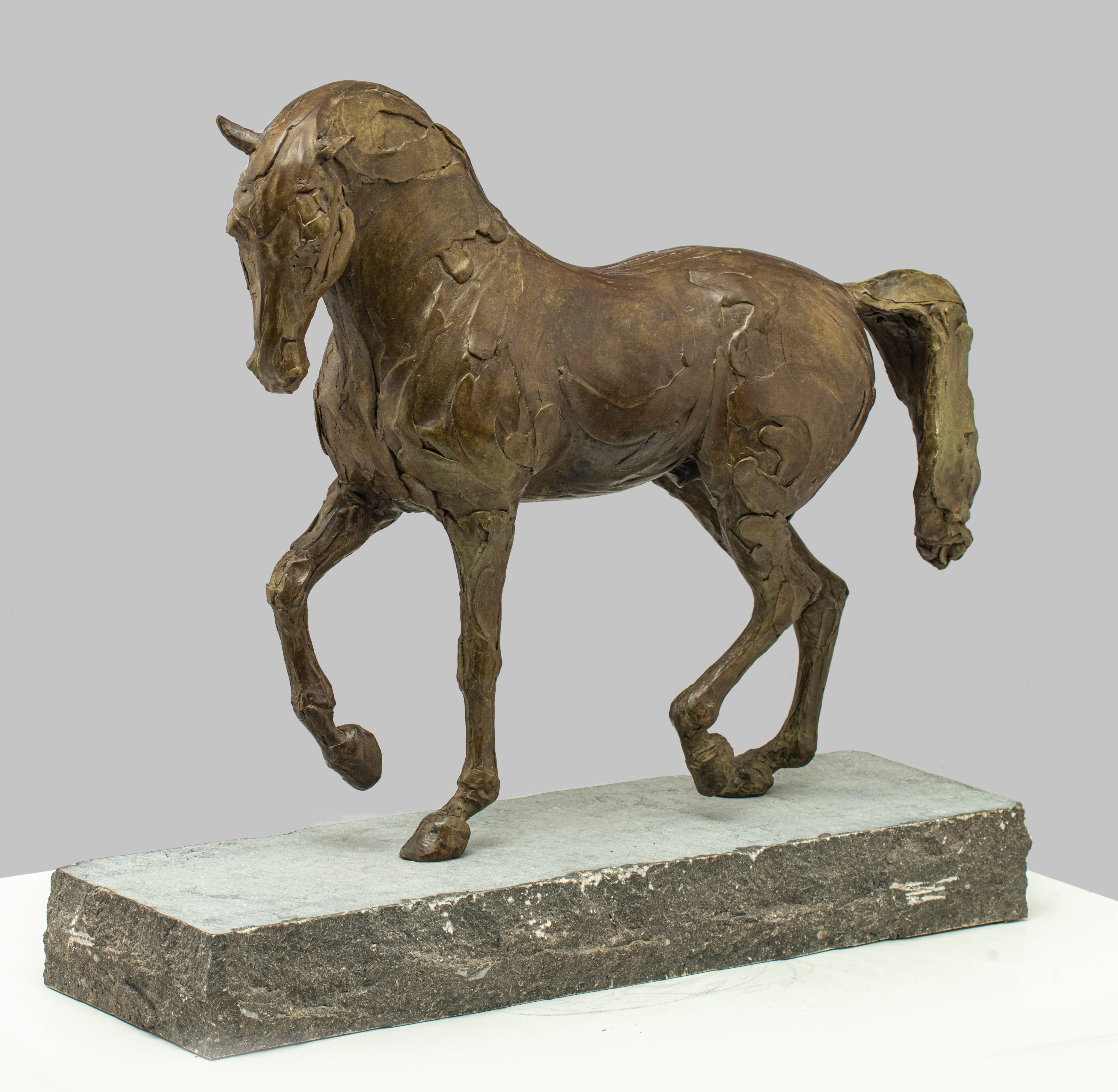 Catherine Thiry (1962), 'Lorenzo', patinated bronze on a Belgian bluestone base, No 3/8, H 53,5 - 62 - Image 3 of 10