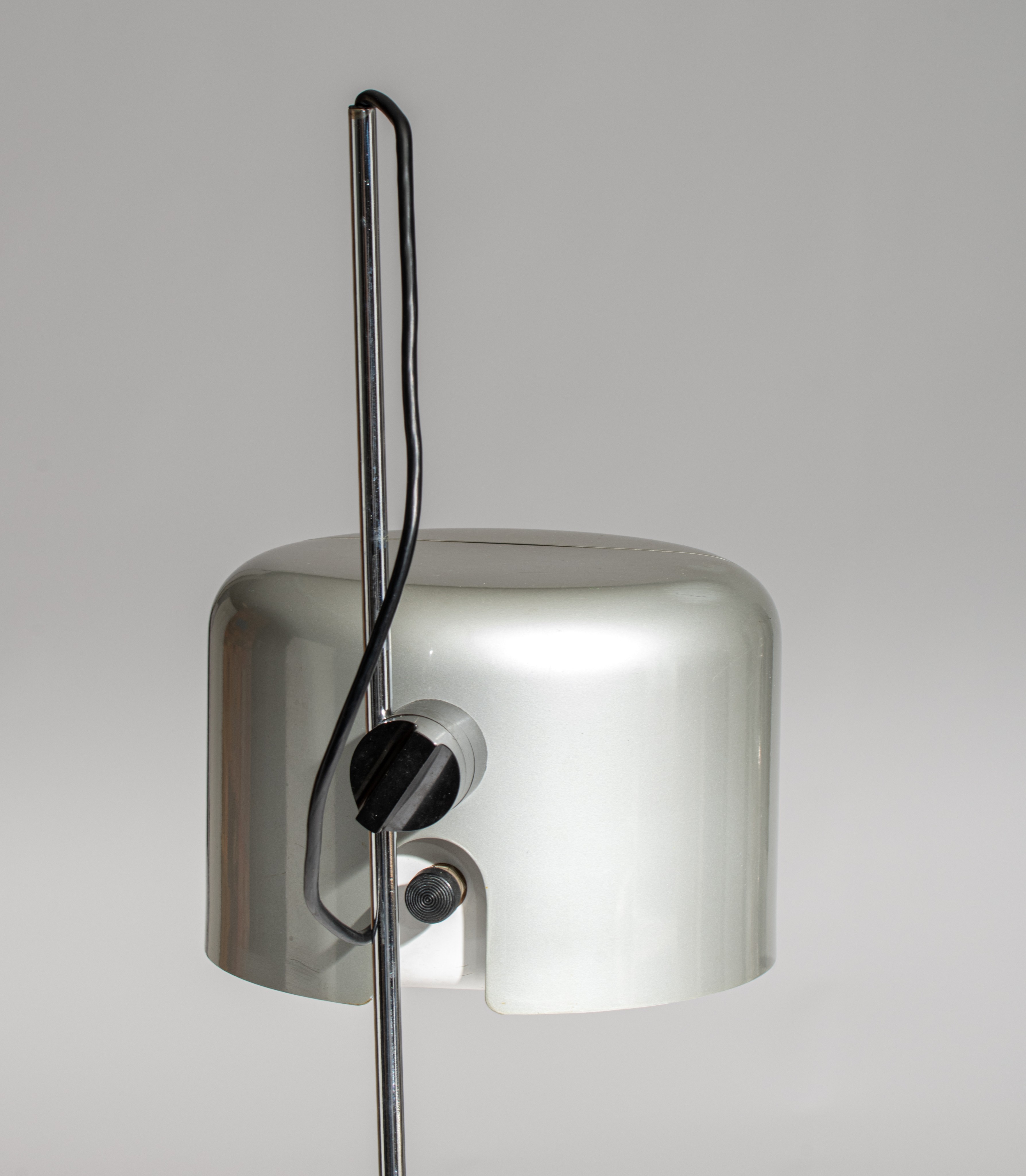 An Italian design Coupe floorlamp by Joe Colombo for Oluce, 1967, H 150 cm - Bild 5 aus 6