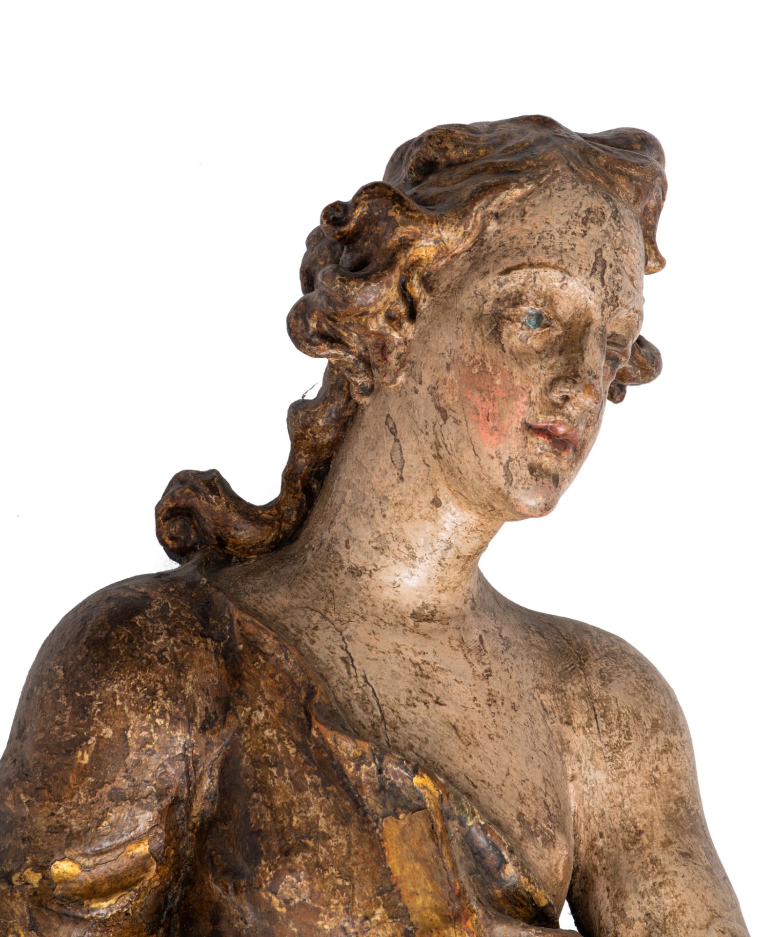 A fine pair of Baroque polychrome limewood angel figures, late 17thC, Southern Germany, H 77 cm - Image 9 of 14