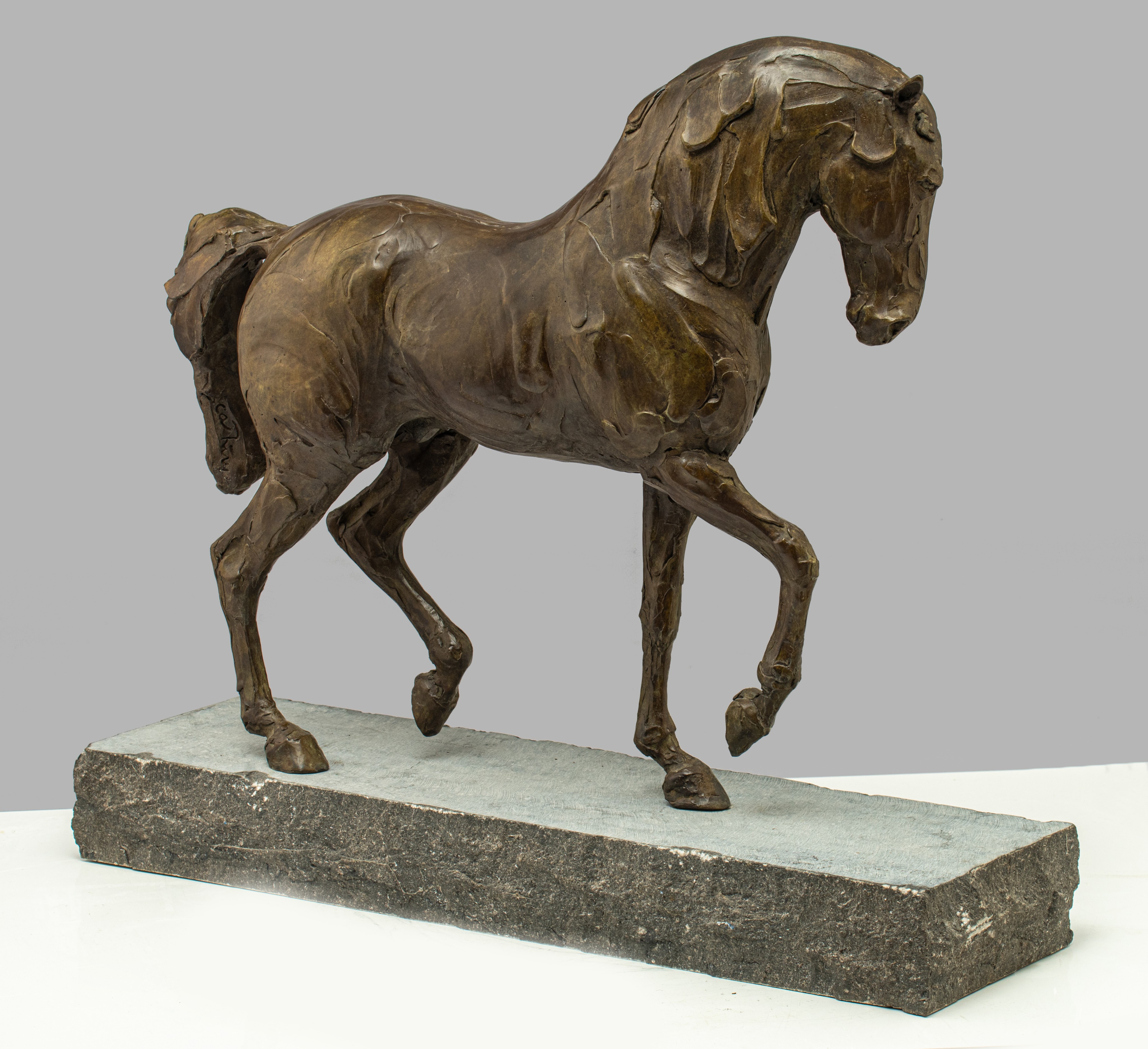 Catherine Thiry (1962), 'Lorenzo', patinated bronze on a Belgian bluestone base, No 3/8, H 53,5 - 62 - Image 6 of 10