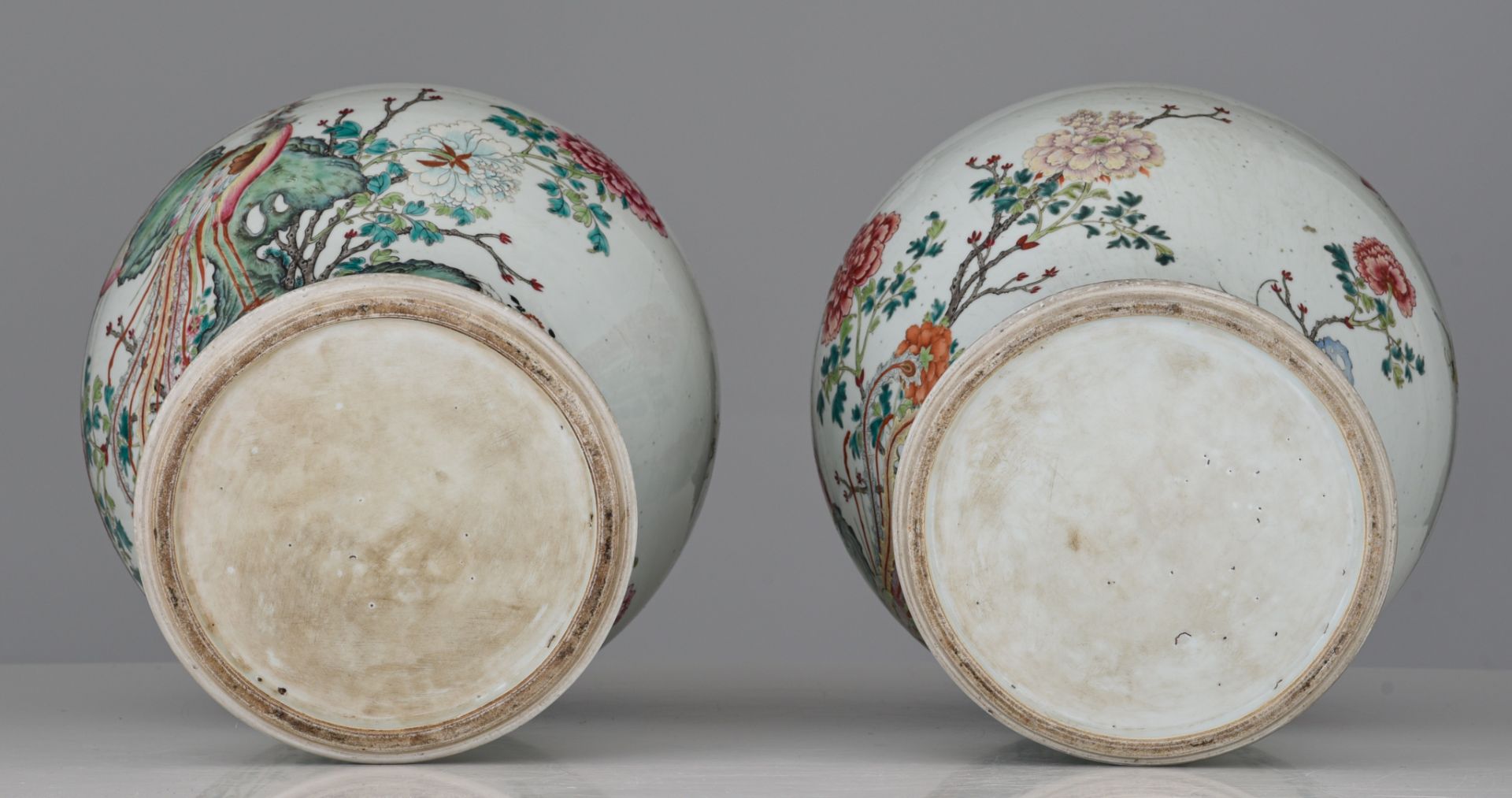 A fine pair of Chinese famille rose 'Phoenix' covered vases, 19thC, H 44,5 cm - Image 7 of 7
