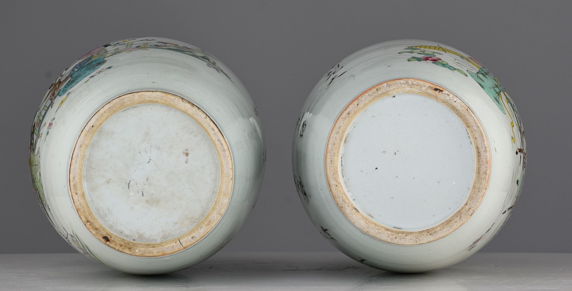 Two Chinese famille rose 'Magu and the deer' vases, the back with a signed text, Republic period H 5 - Image 7 of 7