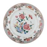 A Chinese famille rose 'Ducks' plate, 18thC, dia. 32 cm