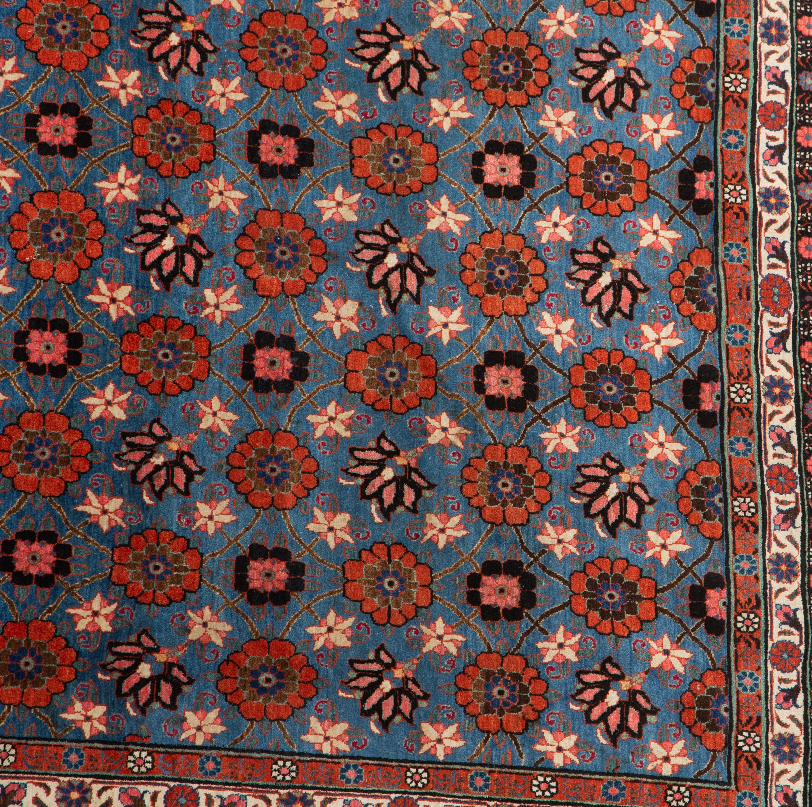 A Persian rug, Teheran, 1930's , 205 x 332 cm - Image 4 of 5