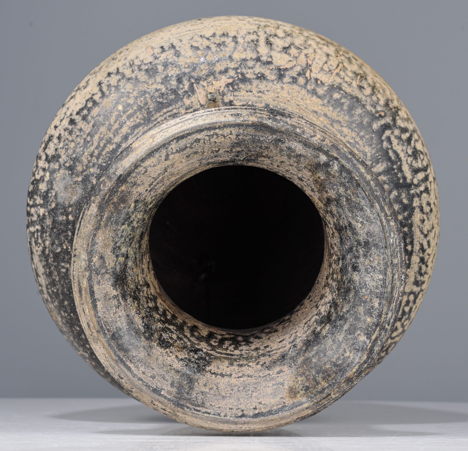 A Thai Sukhothai pottery jar, presumably 16thC, H 36 cm - Image 6 of 7