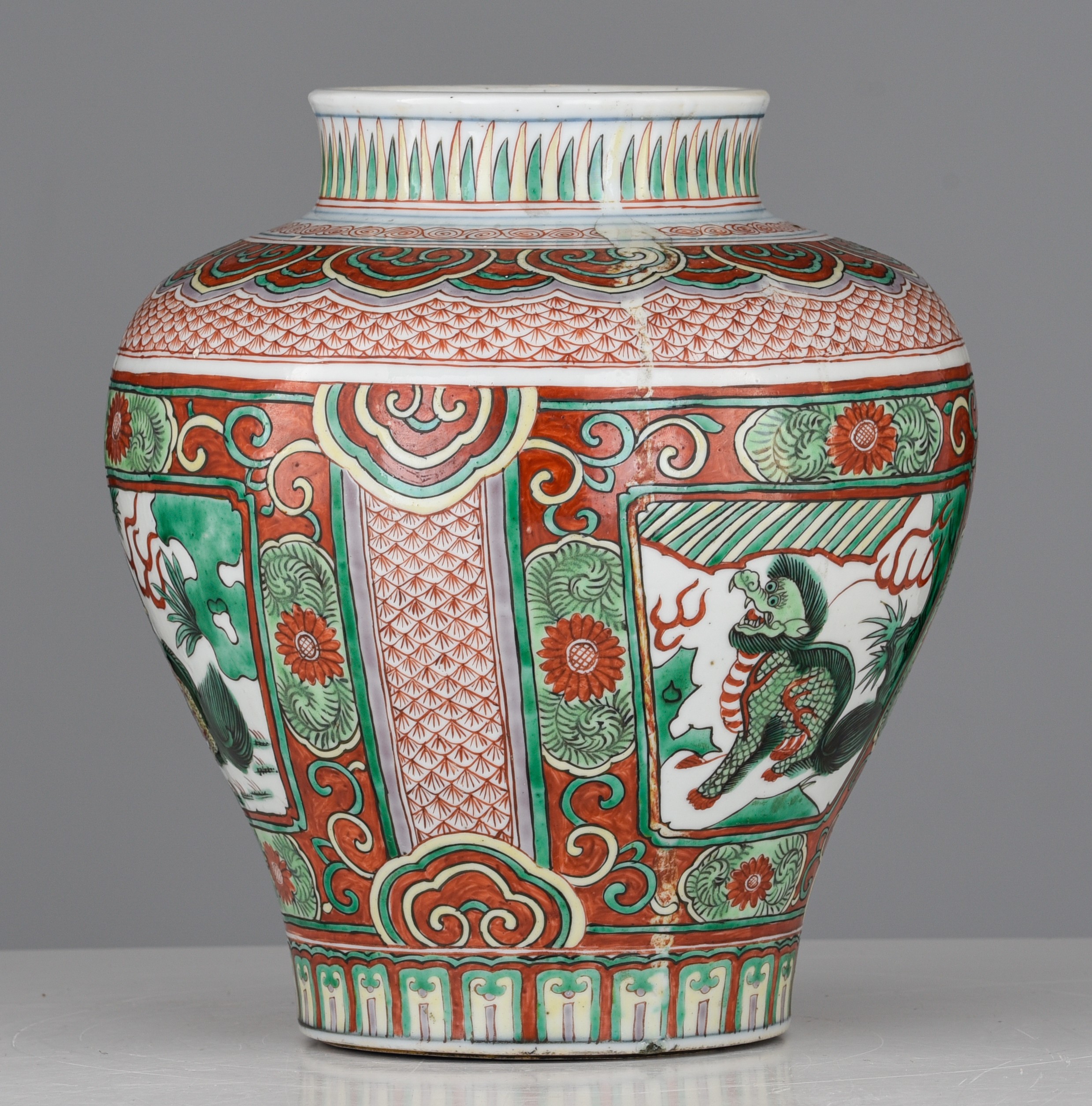 A Chinese wucai style 'Qilin' jar, 20thC, H 27 cm - Image 3 of 7