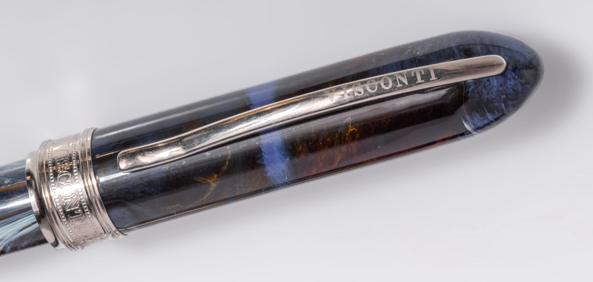 A Jorg Hysek rollerball/ballpoint and other writing equipment - Image 5 of 7