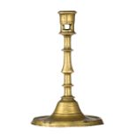 A brass so-called 'balusterkandelaar' socket candlestick, 16thC, the Low Countries, H 19,5 cm