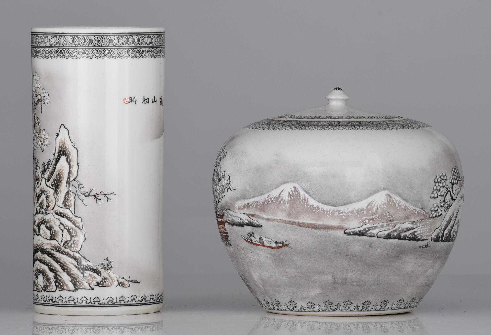 A Chinese Canton grisaille and enamelled 'Winter Landscape' cylindrical vase and ginger jar, 20thC, - Image 3 of 26