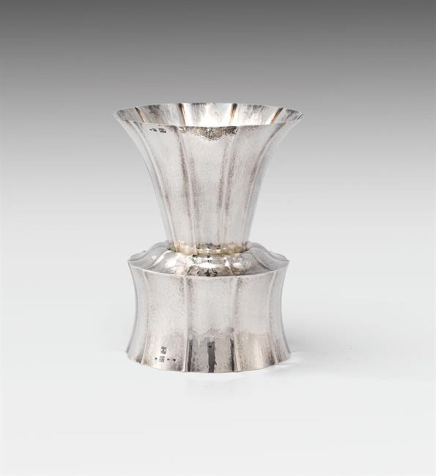 Josef Hoffmann und Wiener Werkstätte: Vase