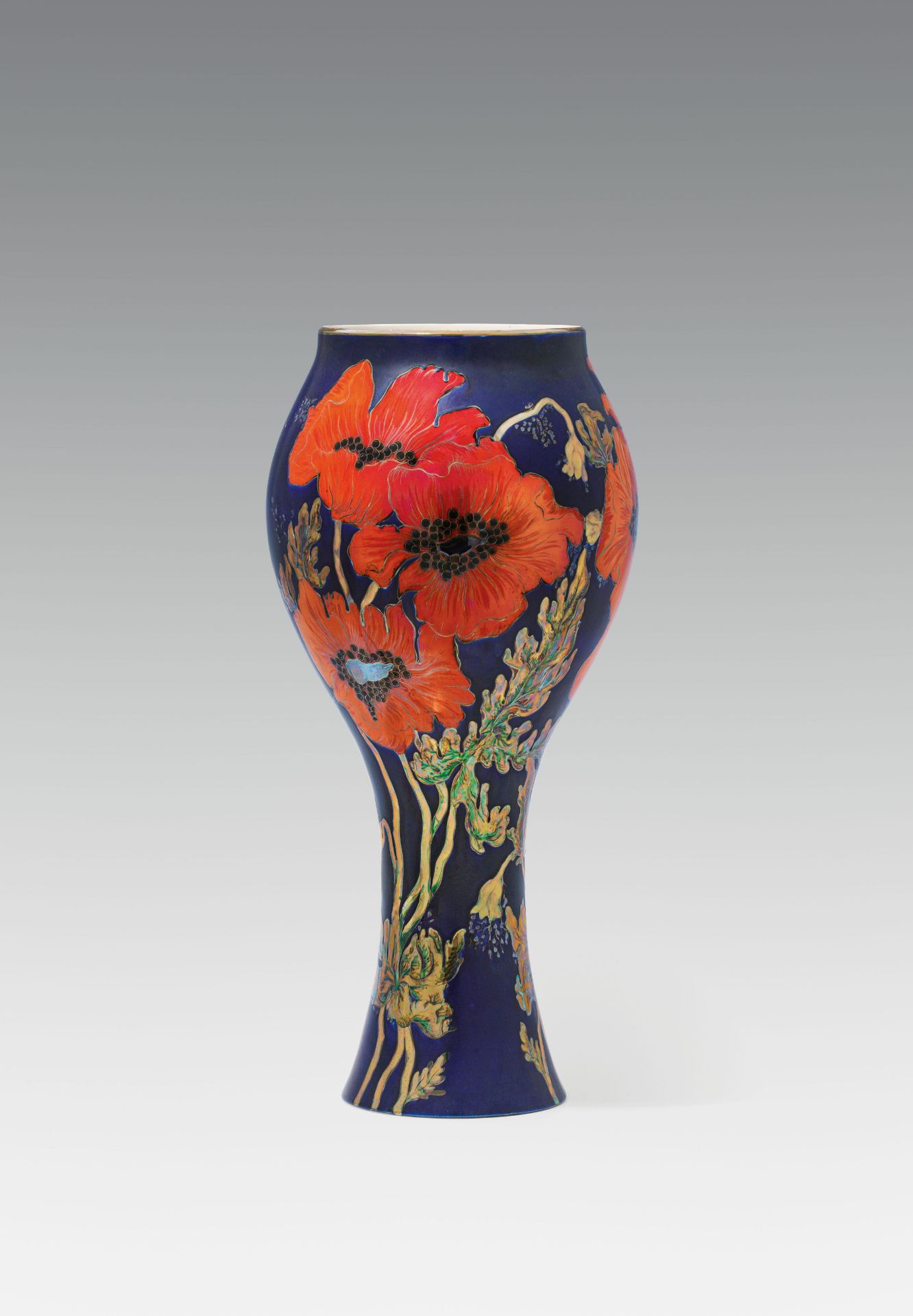 Zsolnay: Große Vase mit Mohnblumen