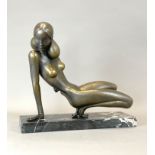 Sergio CAPELLINI (1942). "Donna Seduta" (1980). Bronze.