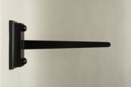 Tischstaffelei, 1. Hälfte 20. Jh., Holz, schwarz lackiert, Fuß gefüllt (schwer), 84 x 40 x 14 cm
