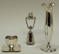 Eierbecher, Brautbecherglocke, Tischvase, Silber 835/925, verschieden, 4.5-16 cm hoch, zus. ca. 185