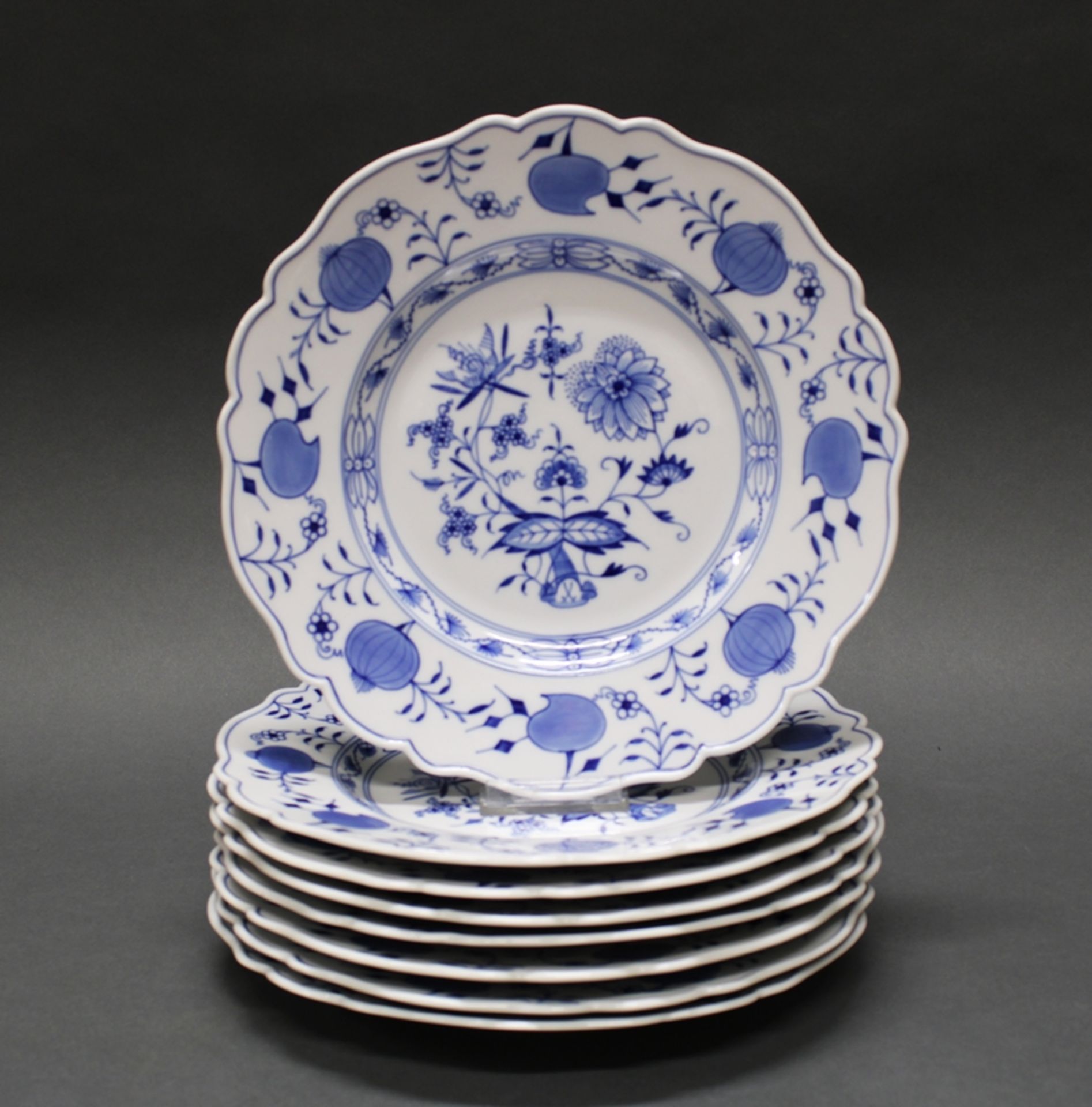 8 Platzteller, Meissen, Schwertermarke, 1. Wahl, Zwiebelmuster, ø 27 cm