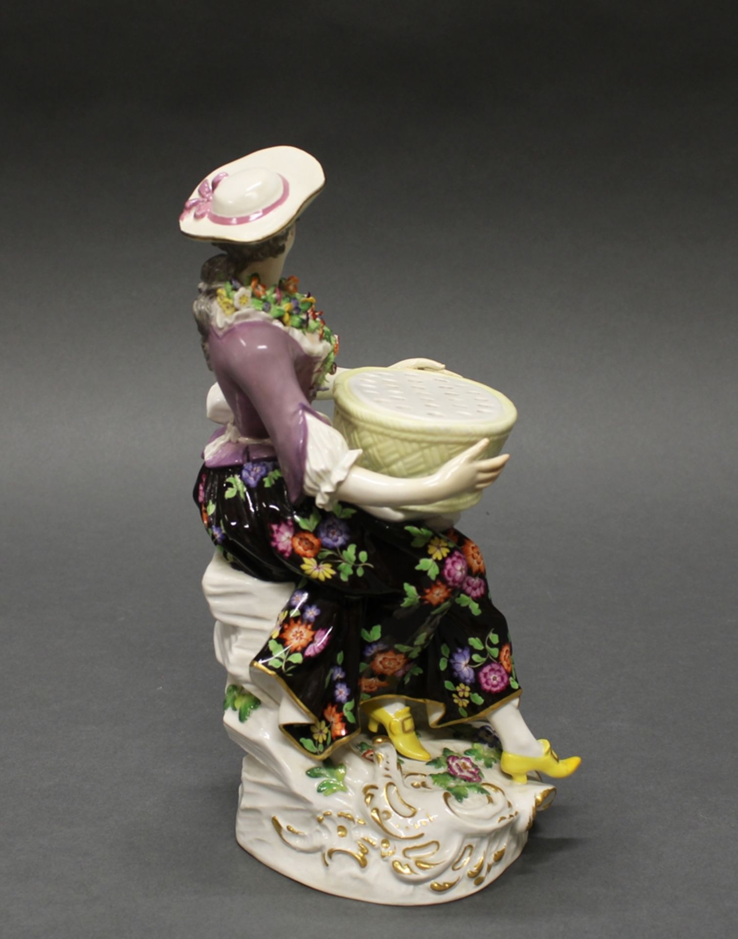 Porzellanfigur, "Schäferin mit Schale", Meissen, Schwertermarke, 1924-1934, 1. Wahl, Modellnummer 1 - Image 3 of 5