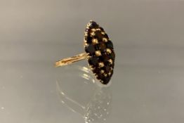 Ring, GG 750, Granatbesatz, 7 g, RM 18.5