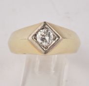 Ring, WG/GG 585, 1 Brillant ca. 0.40 ct, etwa tcr/si2, Goldgewicht ca. 8.6 g