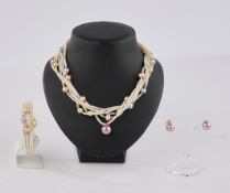 Fantasie-Perlencollier, Armband und Ohrstecker, sechsreihiges Perlcollier mit China- und Akoya-Zuch