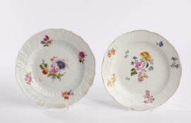 2 Teller, Meissen, Schwertermarke, 18. Jh., Korbränder, bunte Blumenmalereien, 1x Goldrand, ø ca. 2