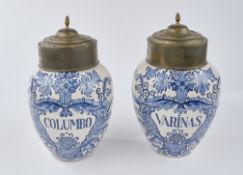 Paar Tabaktöpfe, "Varinas", "Columbo", Fayence, Delft, 2. Hälfte 18. Jh., De Drye Clocken, Blaumark
