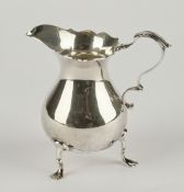 Sahnegießer, Silber 925, London, 1908, Goldsmiths & Silversmiths Company, glatter, birnförmiger Kor