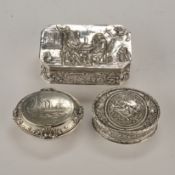 Konvolut 3 Miniaturdosen, Silber 13-lötig/800, deutsch, verschiedene Ausführungen, 2-3 cm hoch, zus