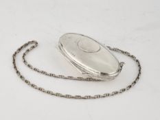 Geldtasche, Silber 925, Birmingham, 1915, oval, Druckschließe, innen braunes Leder, an Silberkette 