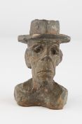 Bronze, "Büste Joseph Beuys", braun patiniert, signiert und nummeriert 26/200 Bro(?), 13 cm hoch