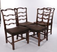 Satz von 4 Stühlen, George III-Stil, England, um 1900, Mahagoni, H. 100.5 cm, Gebrauchsspuren, Pols