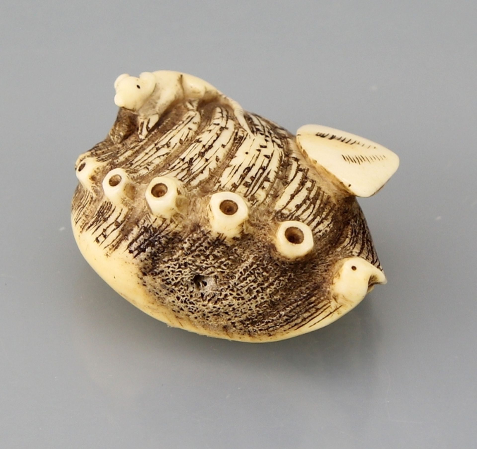 Netsuke "Ratte auf Awabi - Muschel" - Image 2 of 4