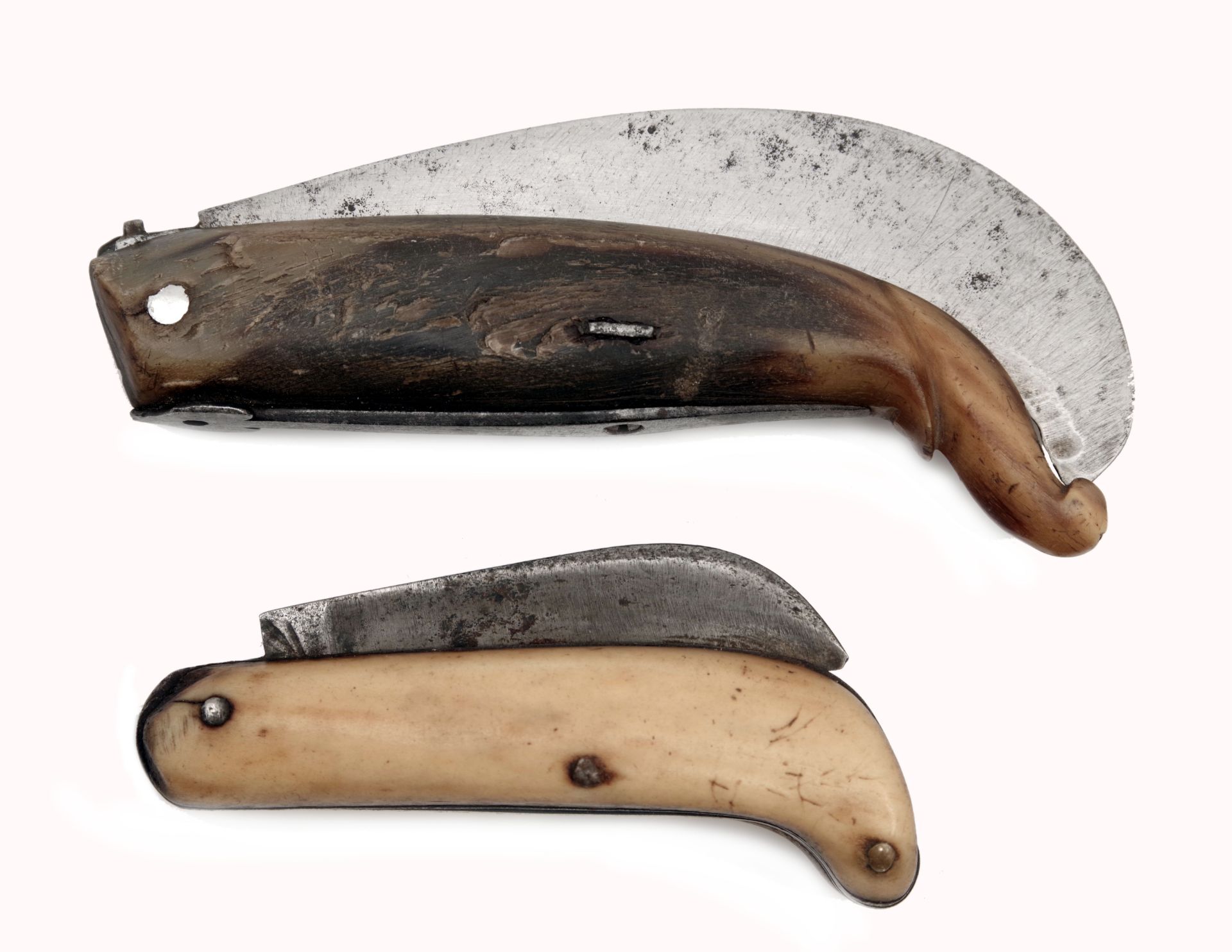 Two Folding Knives - Image 2 of 4