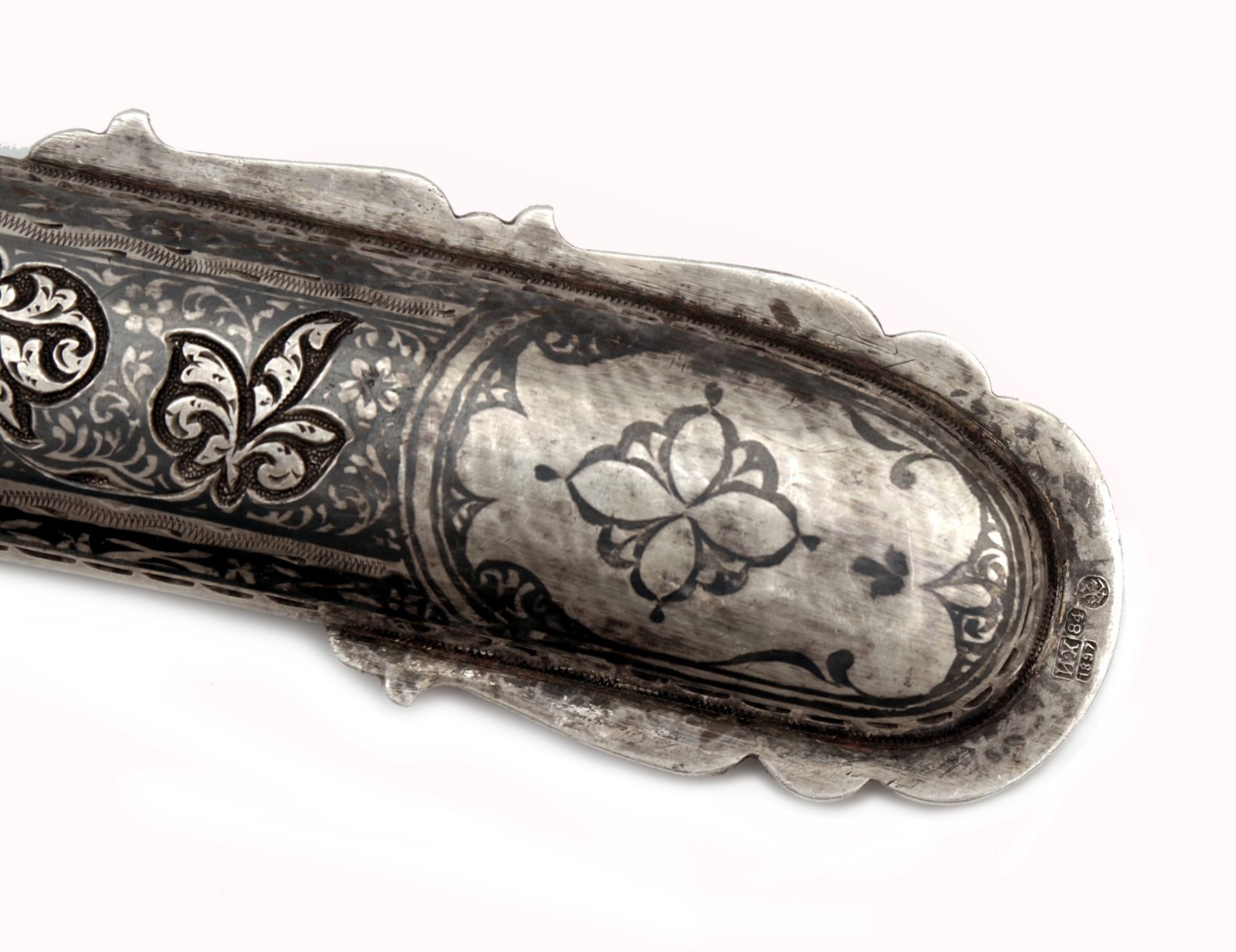 A Fabulous Russian Imperial Presentation Sword in Niello Silver Mounts - Image 2 of 6