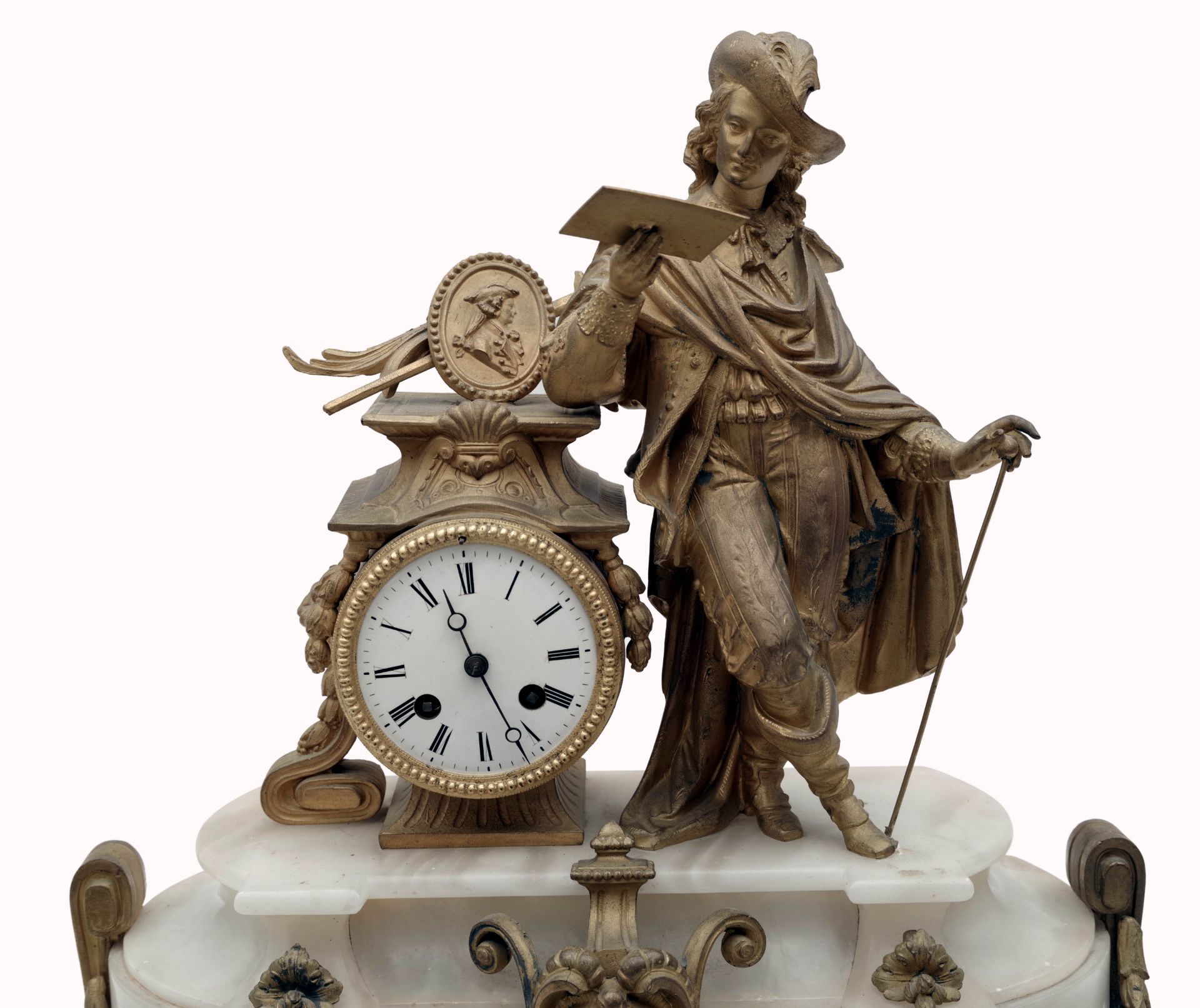 An Alabaster Mantel Clock - Image 4 of 4