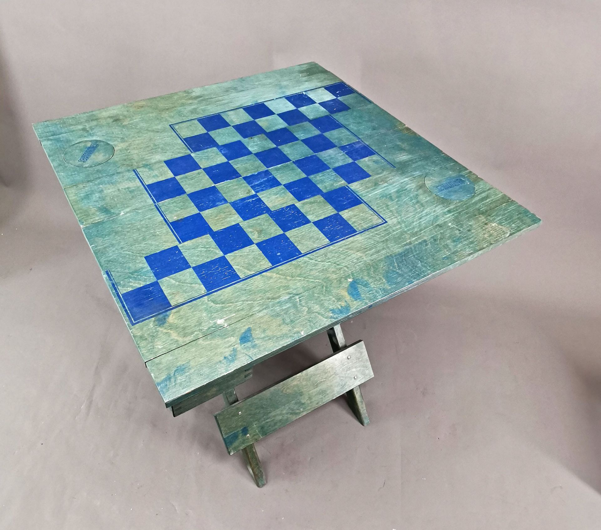 Designer Schachspiel mit Spieltisch und Figuren "Gauloises" - Bild 3 aus 3