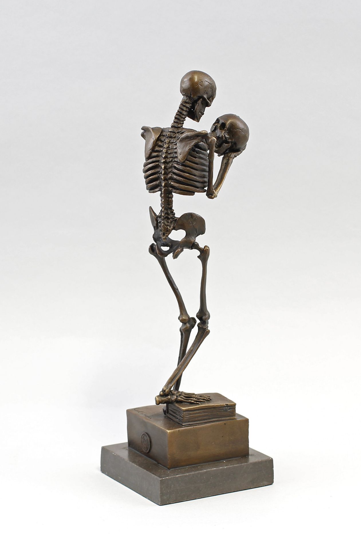 Kauba, Skelett mit Totenschädel - Image 2 of 4