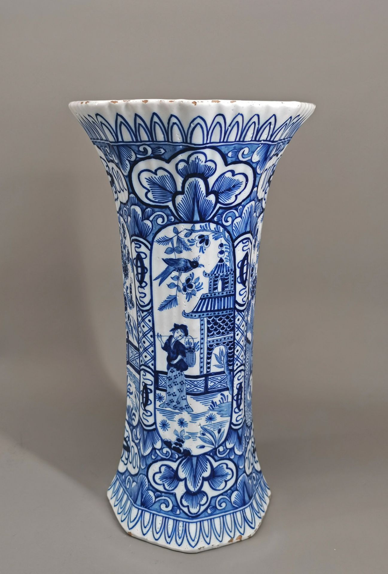 Fayence-Vase Blaudekor - Bild 3 aus 6