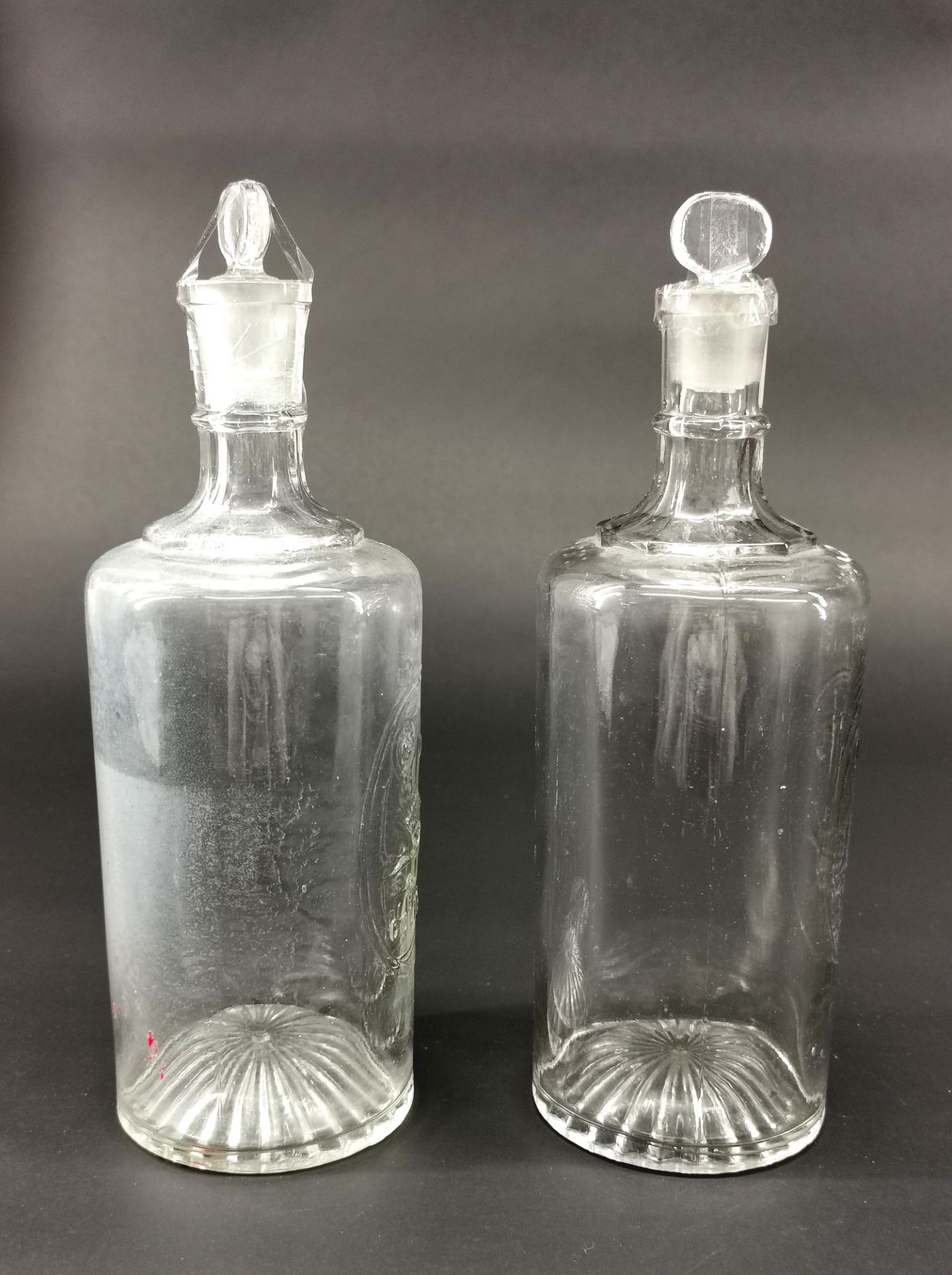 2 alte Flaschen - Bild 2 aus 3