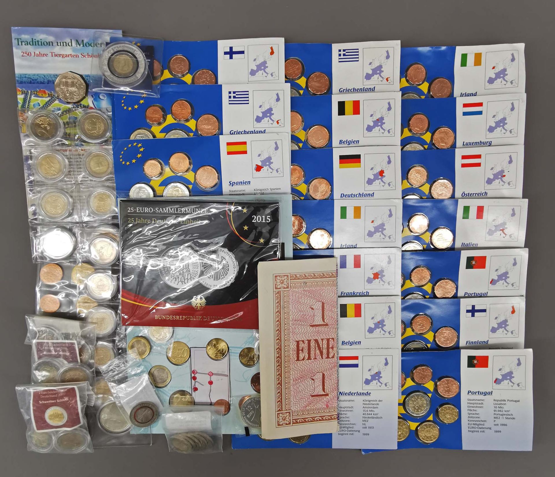 Konvolut 17 x Euro-Kursmünzensätze und anderes