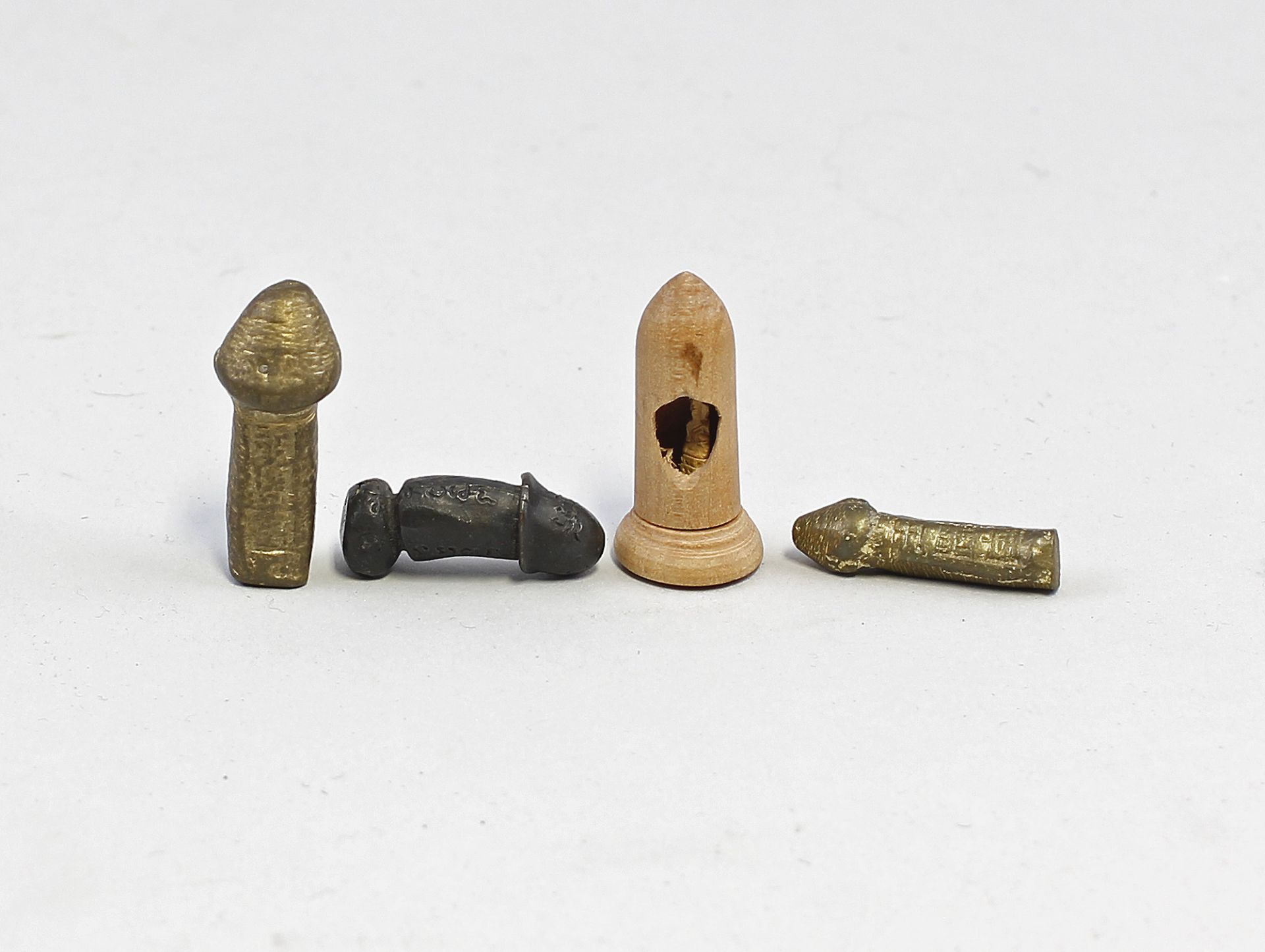 4 Phallus Miniaturen