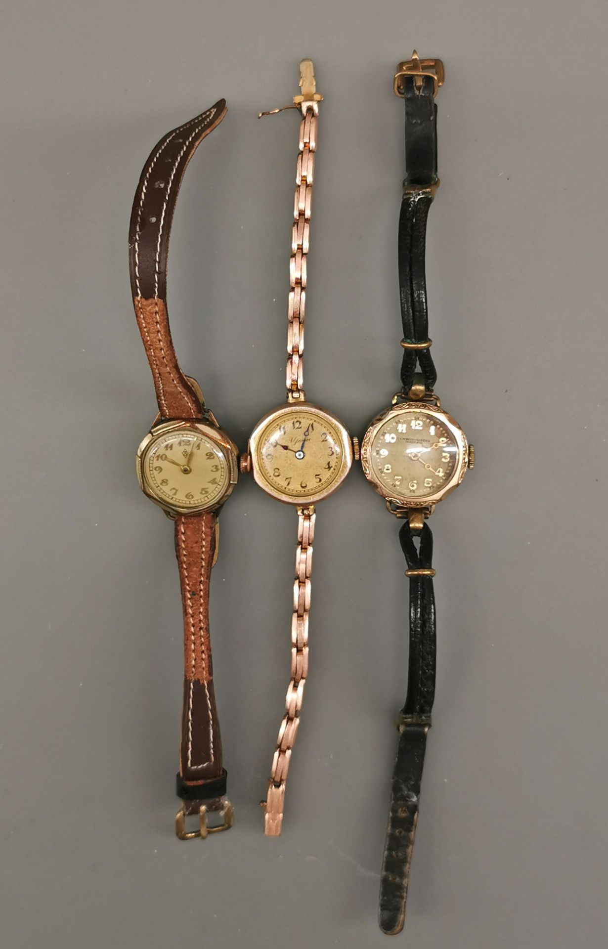 3 Vergoldete Damen-Armbanduhren Vintage