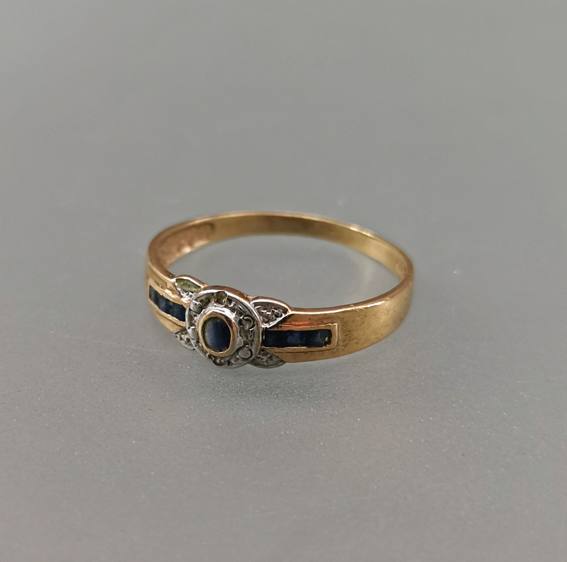 Saphir-Ring