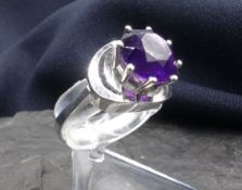 RING MIT AMETHYST