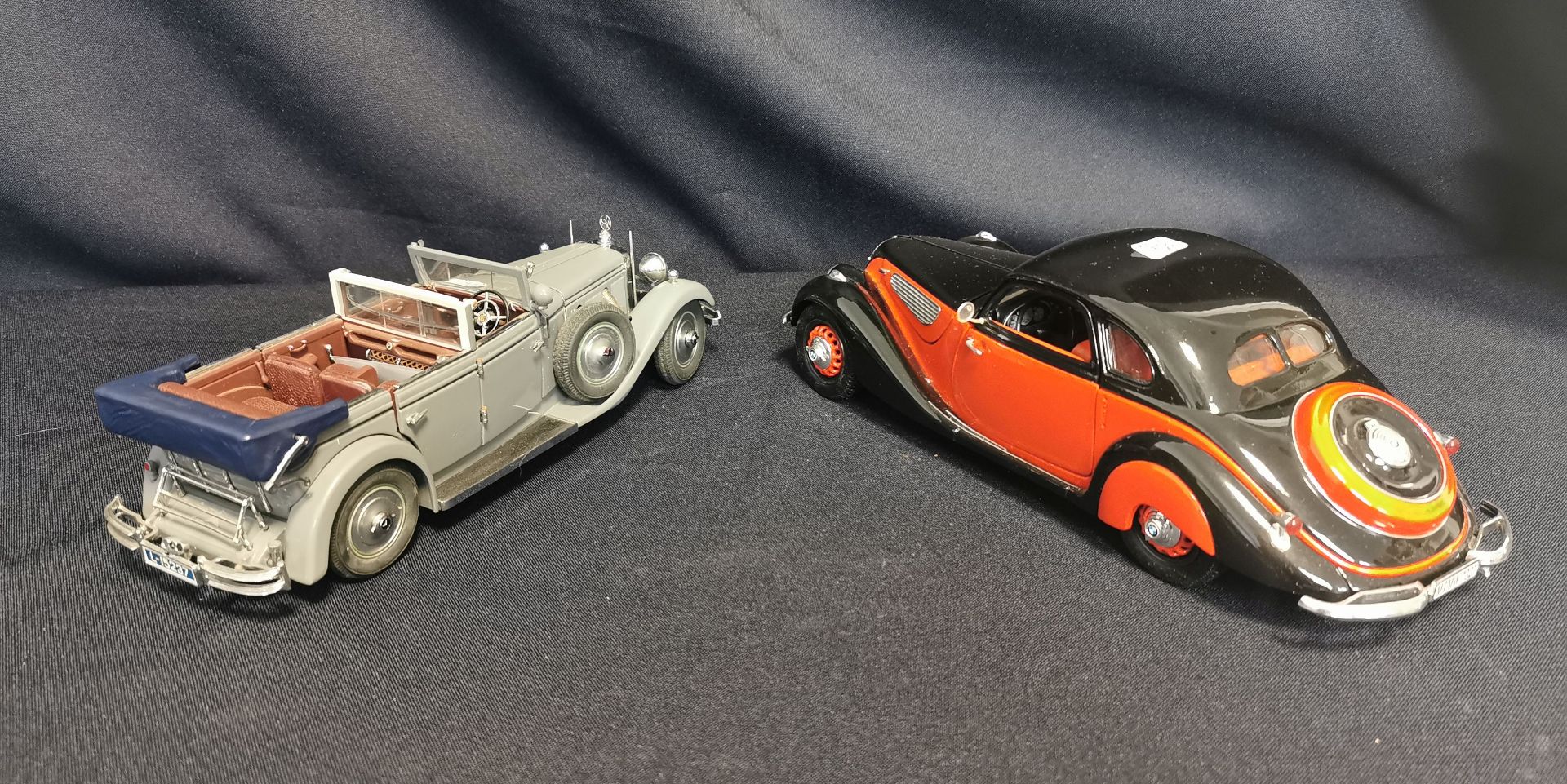 PAIR OF MODEL CARS - Image 3 of 4