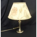 LAMPE / TISCHLAMPE