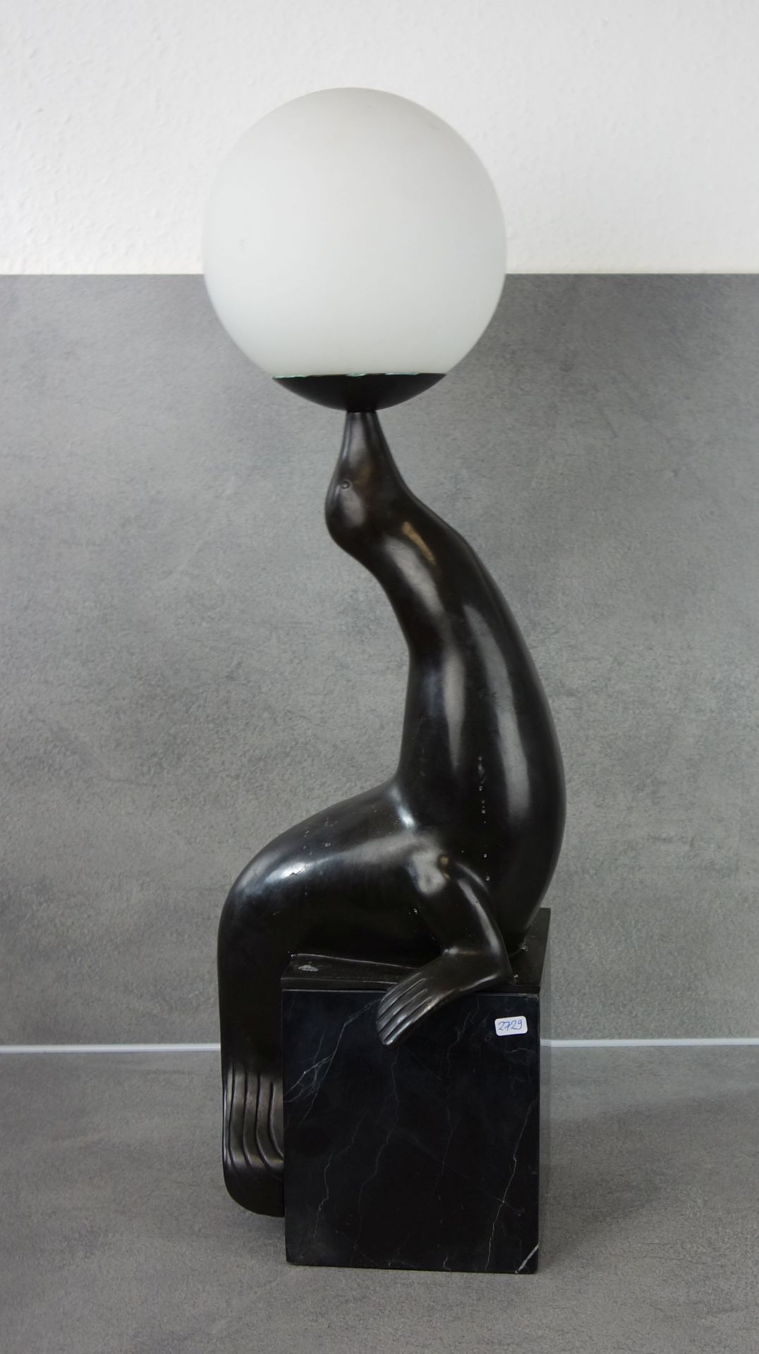 SKULPTUR / LAMPE "SEEHUND"