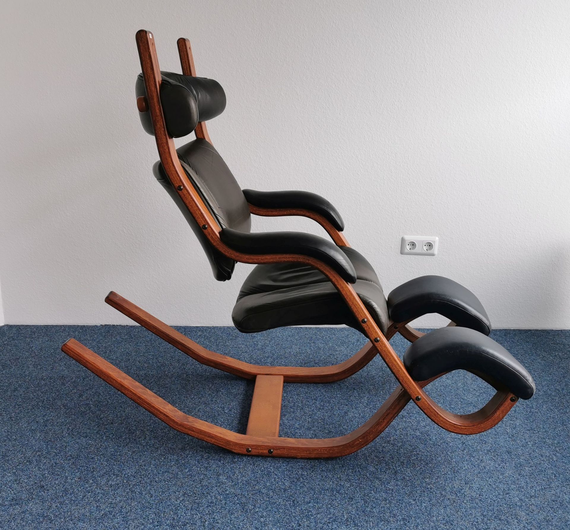 STOKKE CHAIR - Image 2 of 4