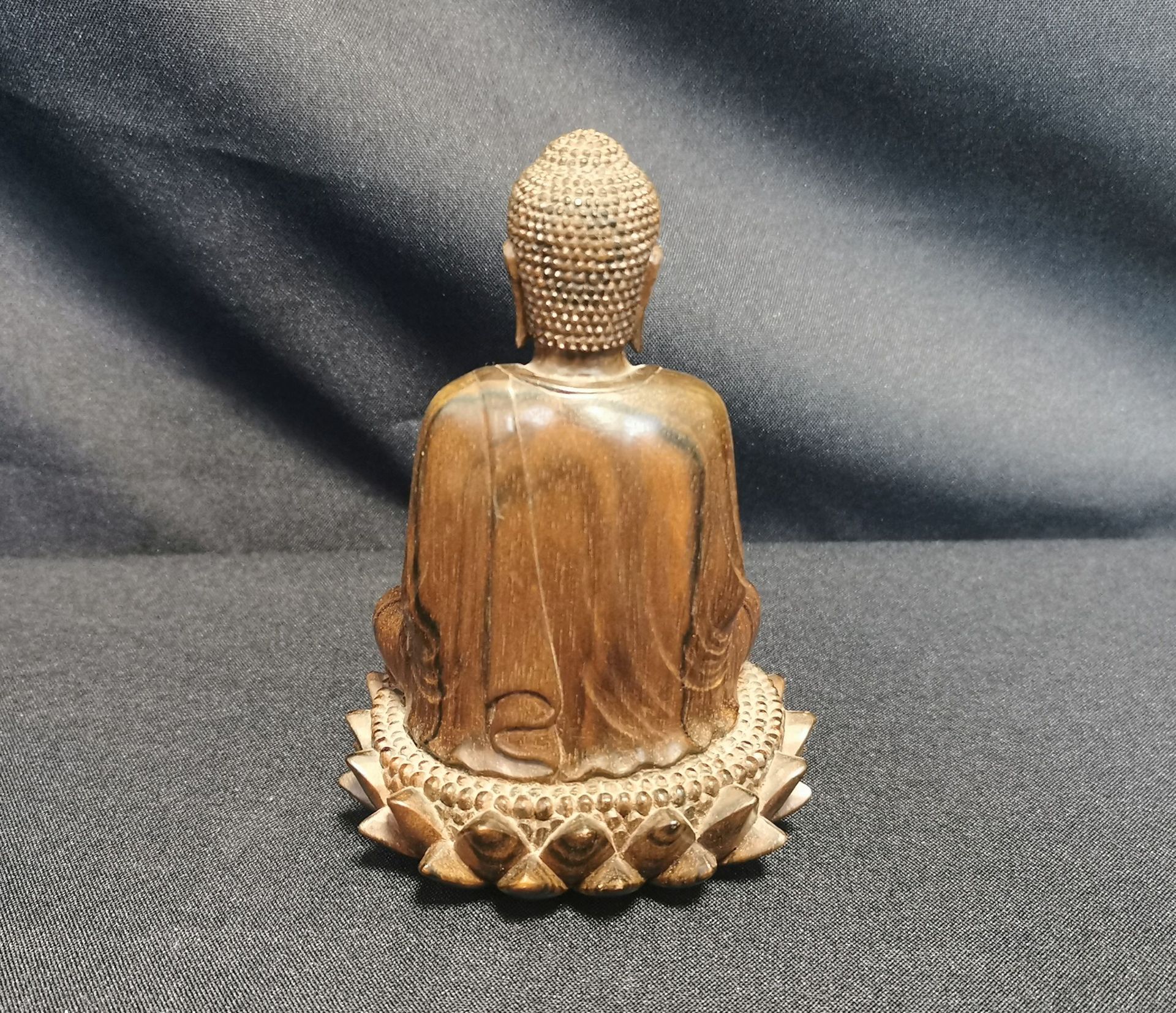 BUDDHA AUF LOTUSTHRON - Bild 3 aus 5