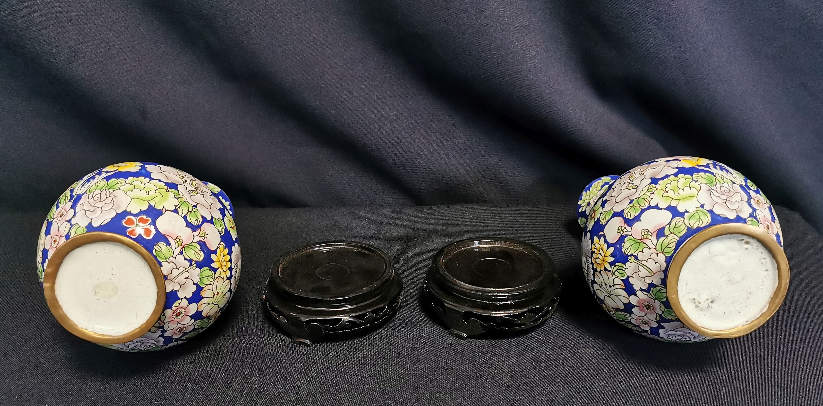 PAIR OF VASES - Image 3 of 4