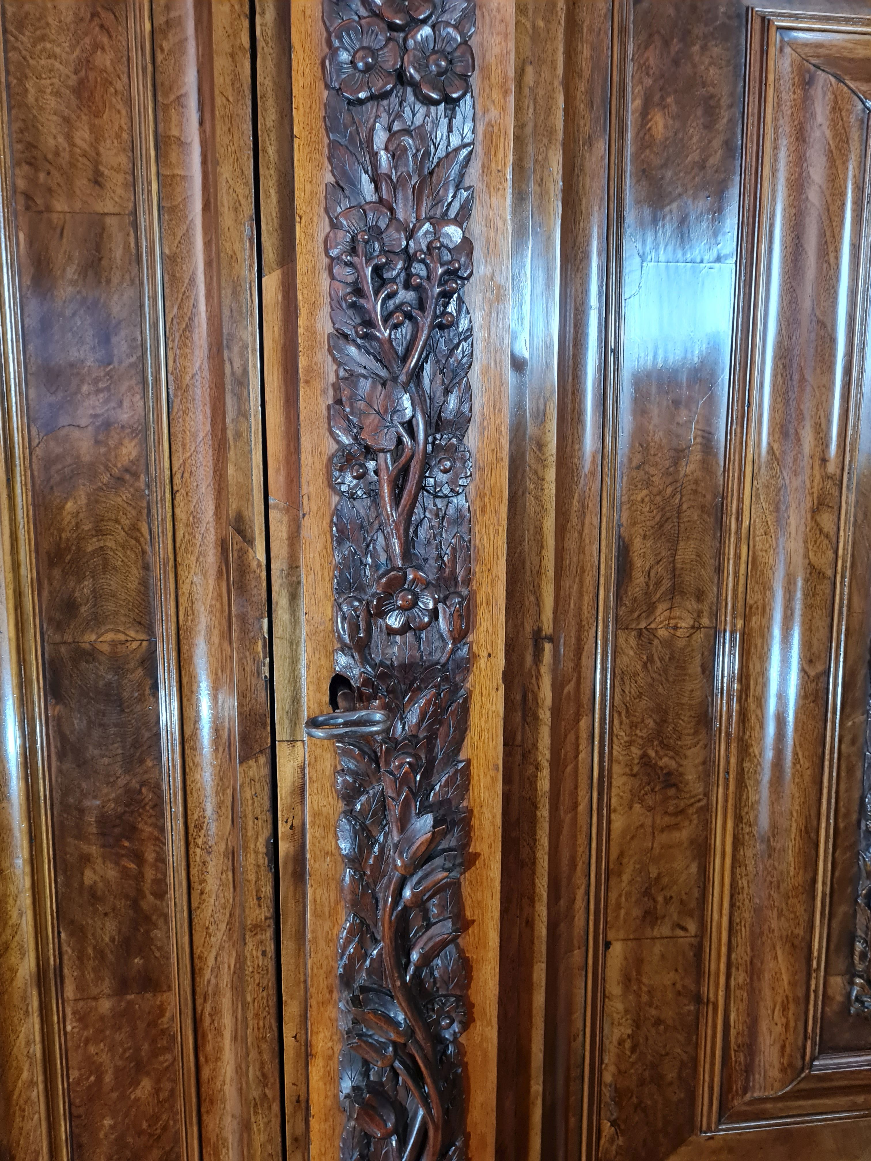 PILASTER CUPBORD - Image 4 of 9